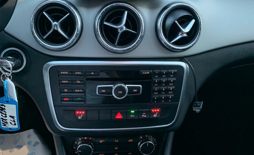 Mercedes CLA 200CDI Xenon/Navi/Parkeersensor