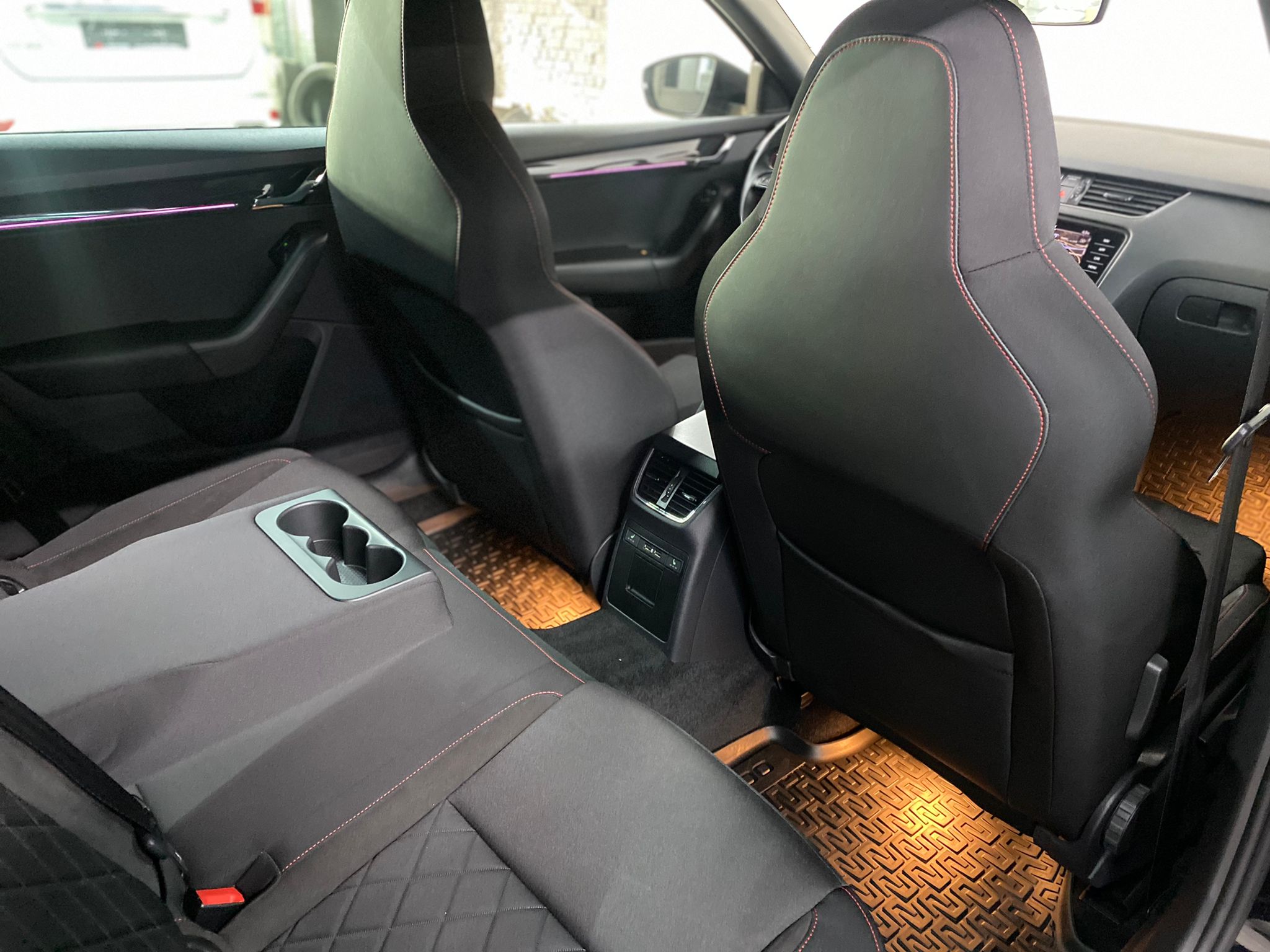 Skoda Octavia RS245 / 2020 / Xenon / VRSMODE/ Full Option