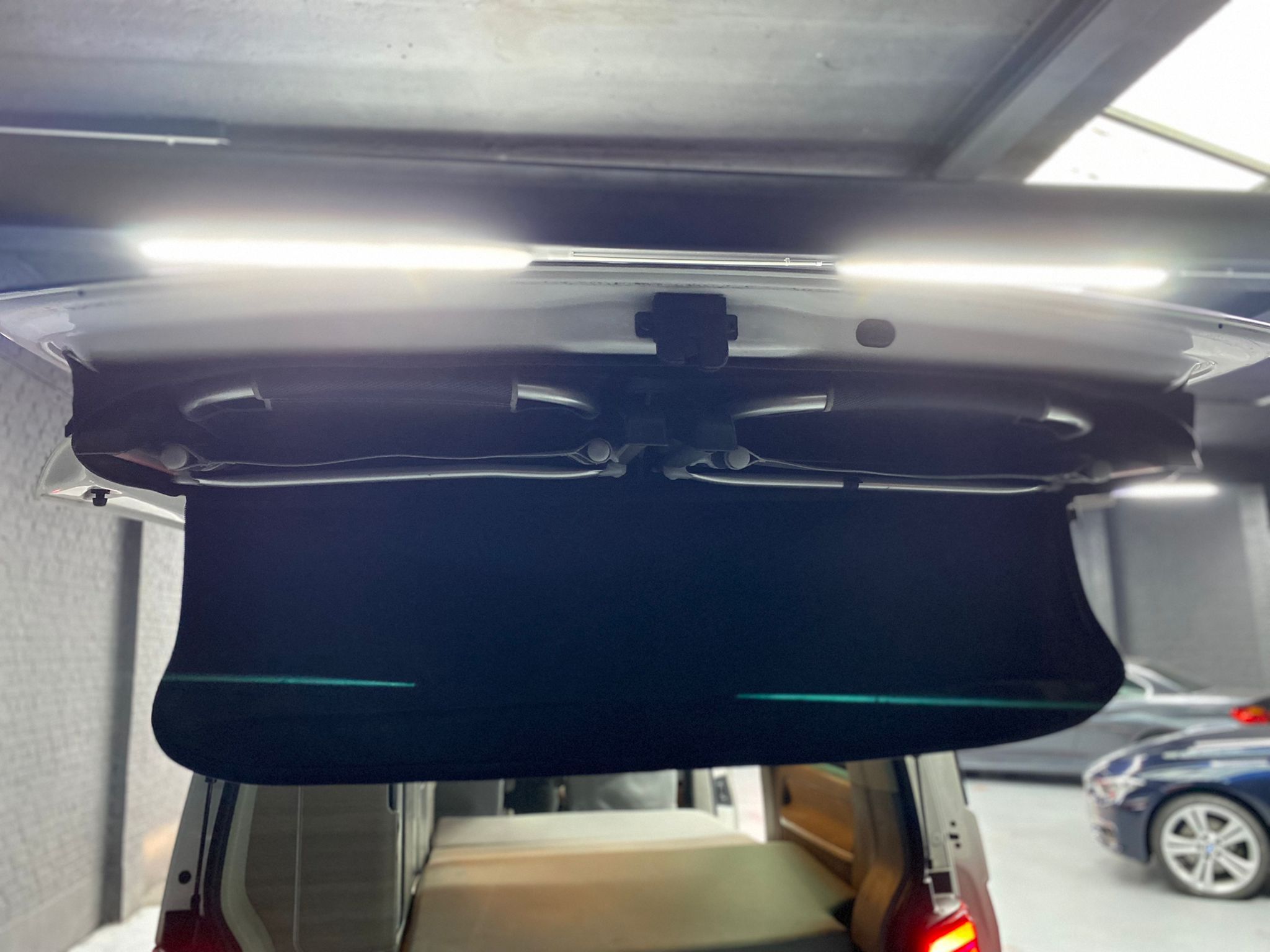 Volkswagen T5 California / DSG/ Koelkast/ Gasfornuis/ Water/