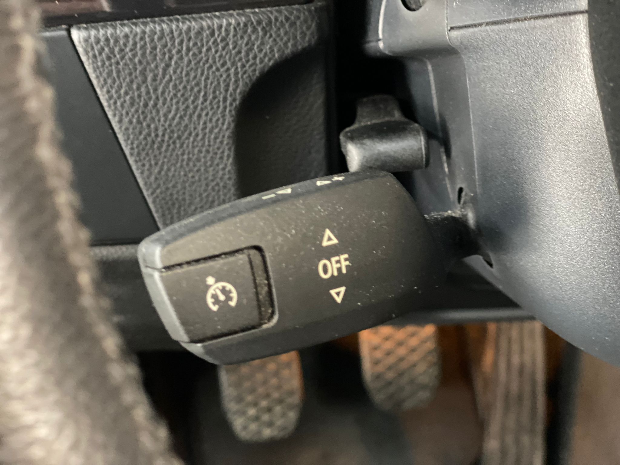 BMW 320i Cabrio / Xenon/ PDC/ Eerste Eigenaar/ 170PK