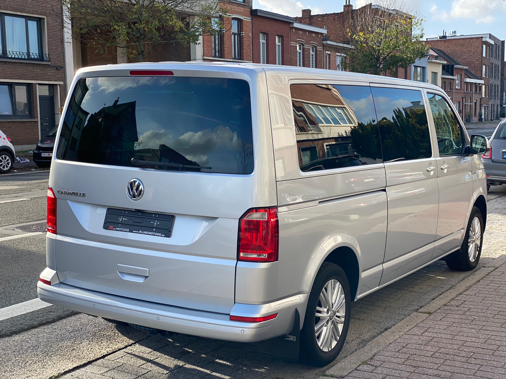 VW T6 Caravelle 2.0TDI Dubbel Cabine/204PK/DSG/Navi/Camera