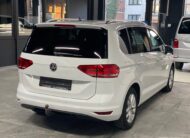 Volkswagen Touran 1.6TDI/Front Assist/Trekhaak/Navi/Euro6b