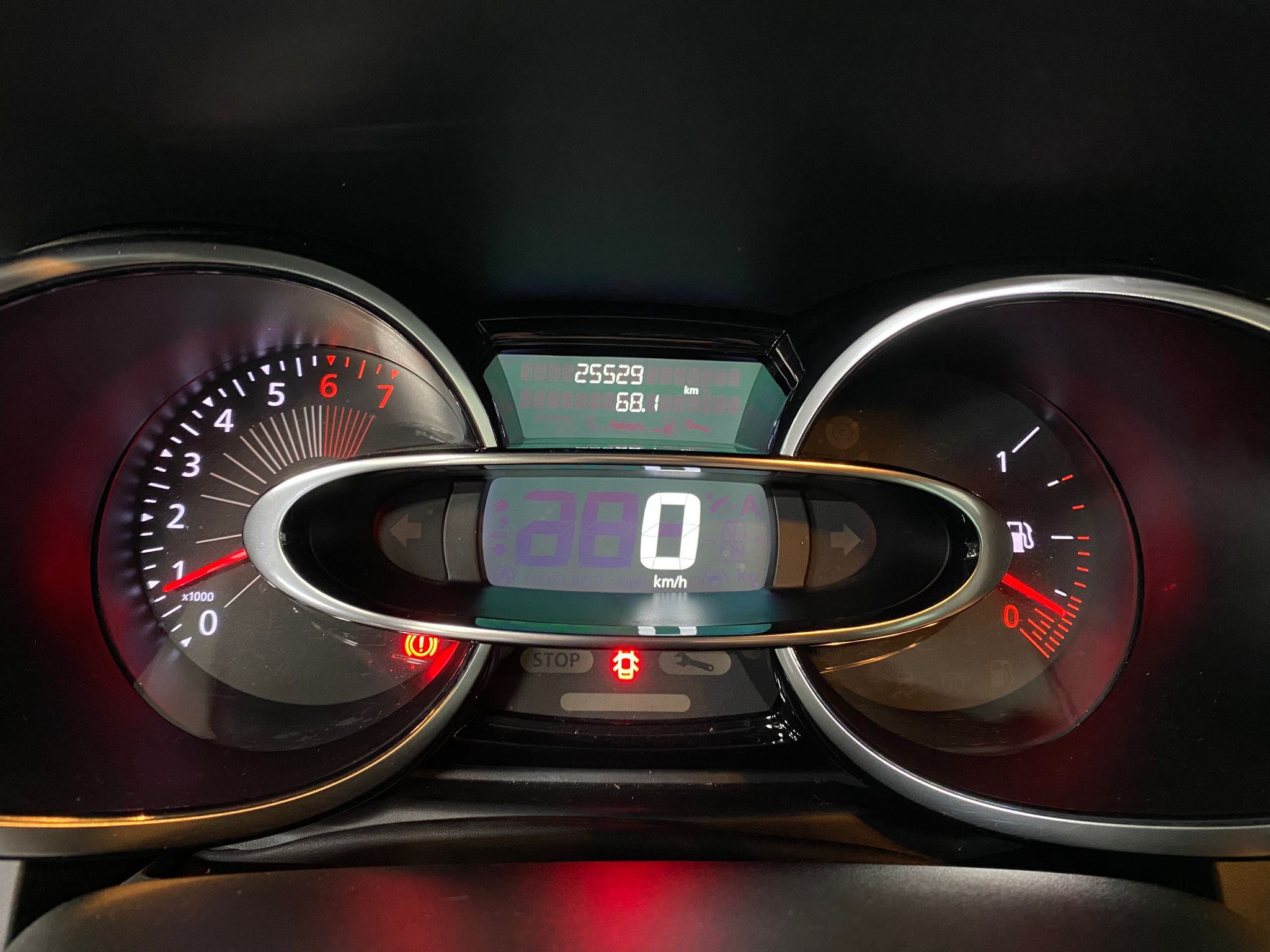 Renault Clio Limited Edition 1.2 Benzine / Navigatie / Airco