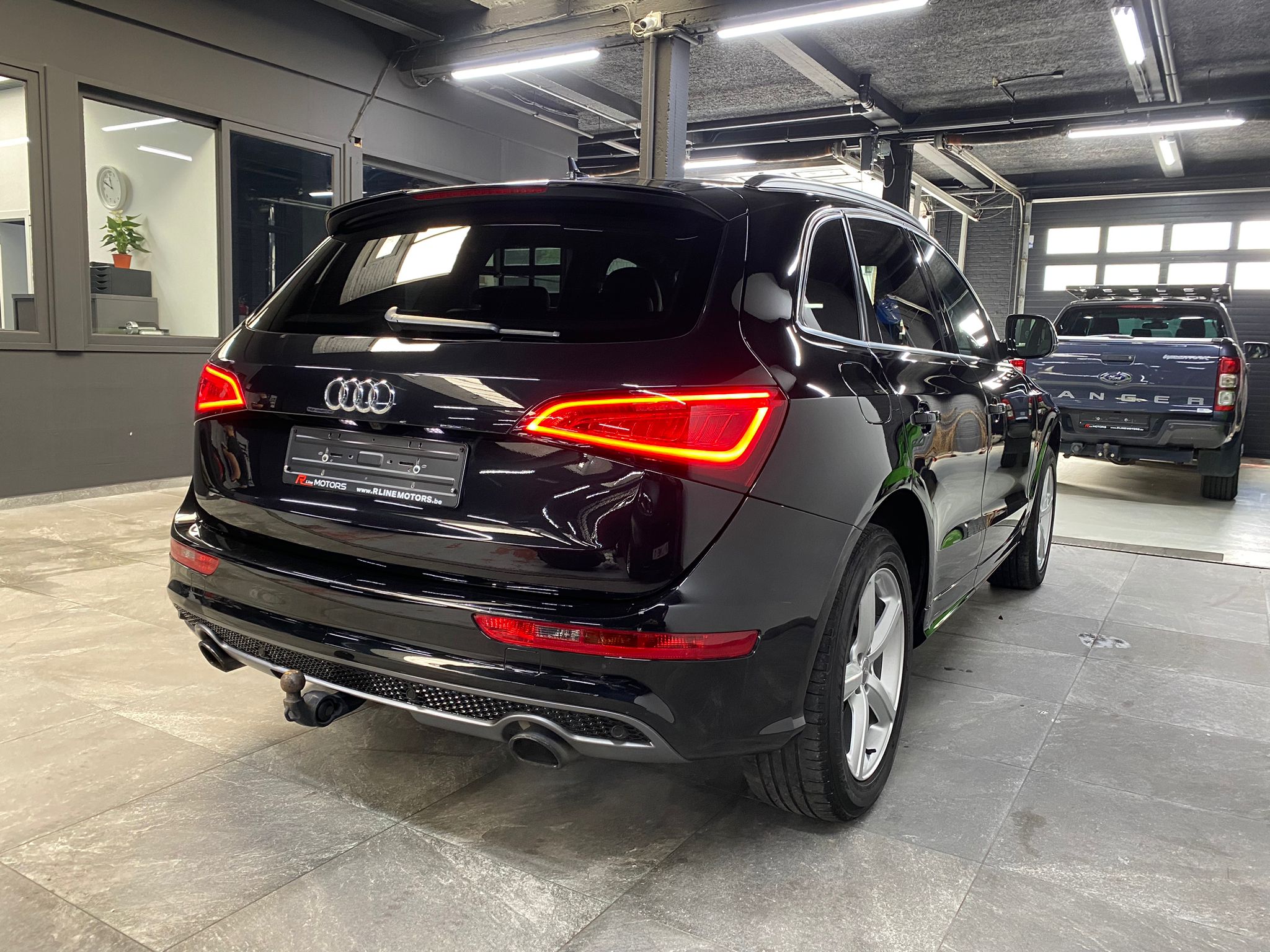 Audi Q5 2.0 TFSI / S-Line / Quattro / Trekhaak / Xenon/224pk