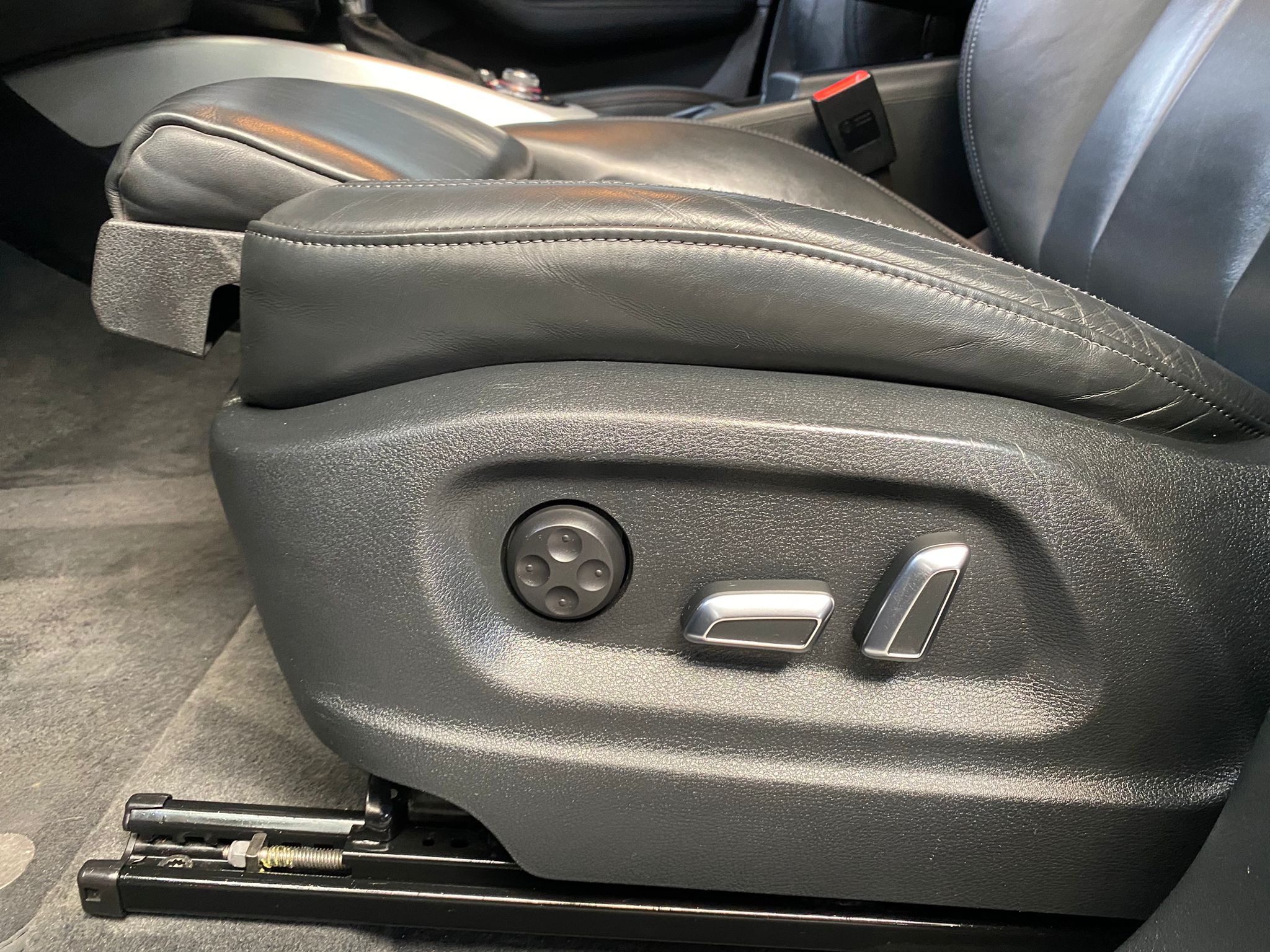 Audi Q5 2.0 TFSI / S-Line / Quattro / Trekhaak / Xenon/224pk