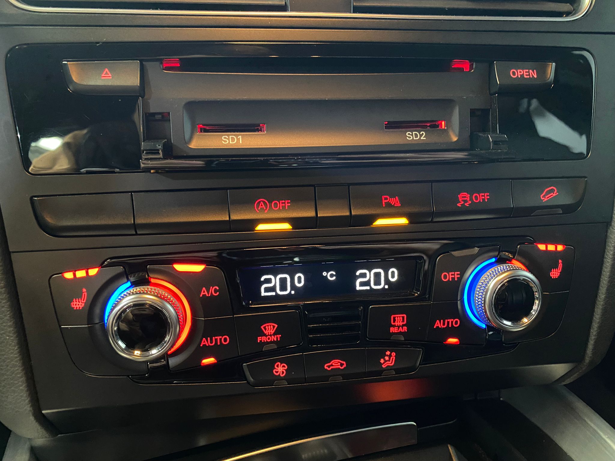 Audi Q5 2.0 TFSI / S-Line / Quattro / Trekhaak / Xenon/224pk