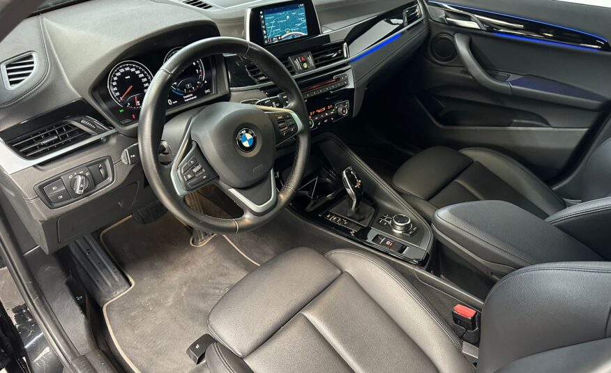 BMW X2 1.5i/Xenon/Pano/Sfeerverlichting/Leder/Automaat/