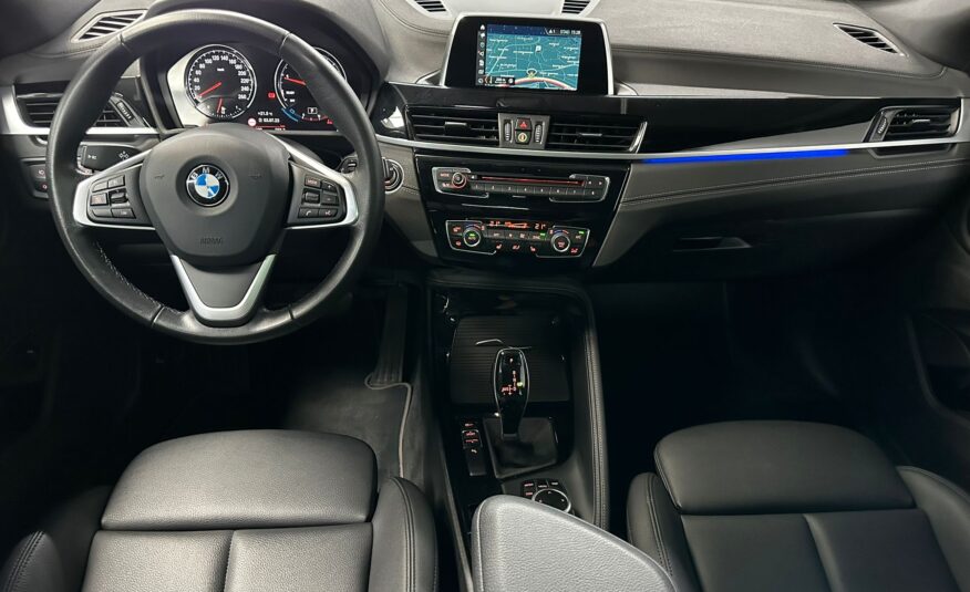 BMW X2 1.5i/Xenon/Pano/Sfeerverlichting/Leder/Automaat/