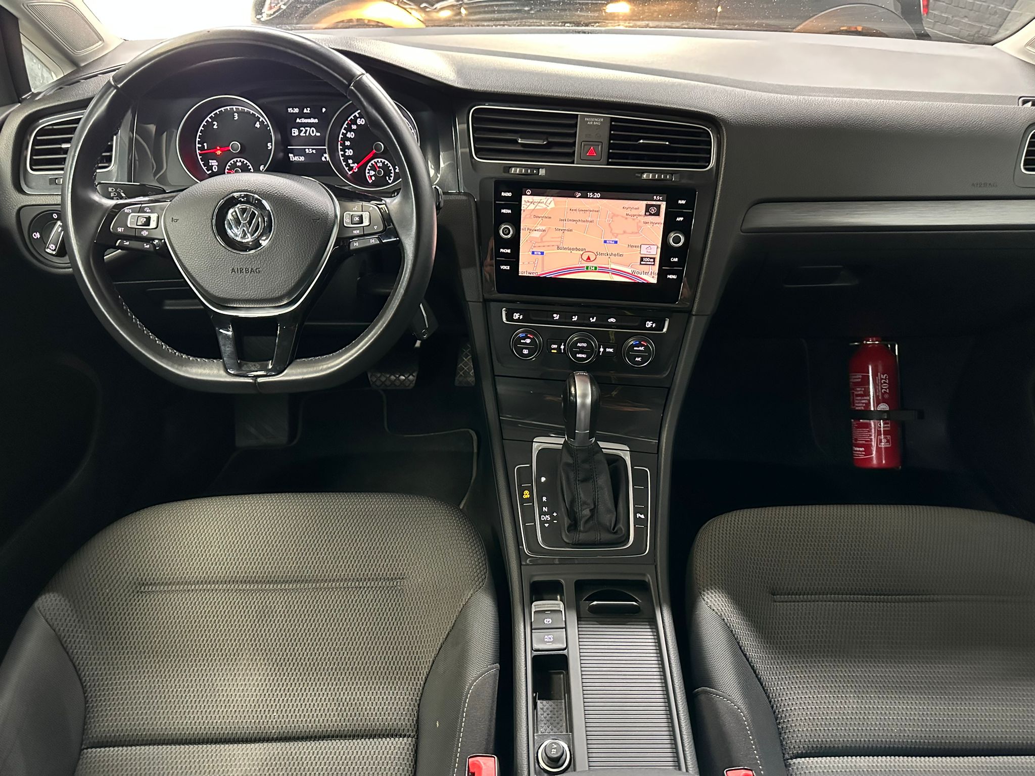 VOLKSWAGEN GOLF 7 1.6TDI/DSG/ Euro6d / Camera
