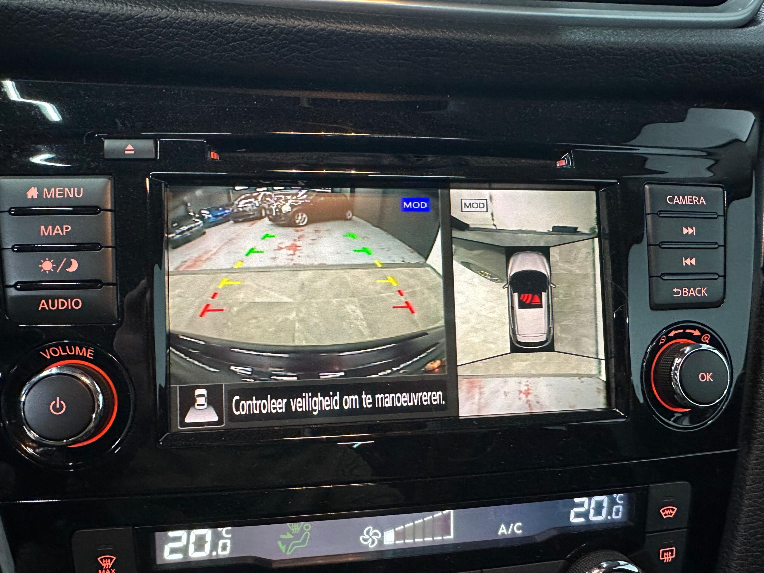 Nissan Qashqai 1.3 Benzine/Pano/360 Camera/Keyless Entry – R Line Motors