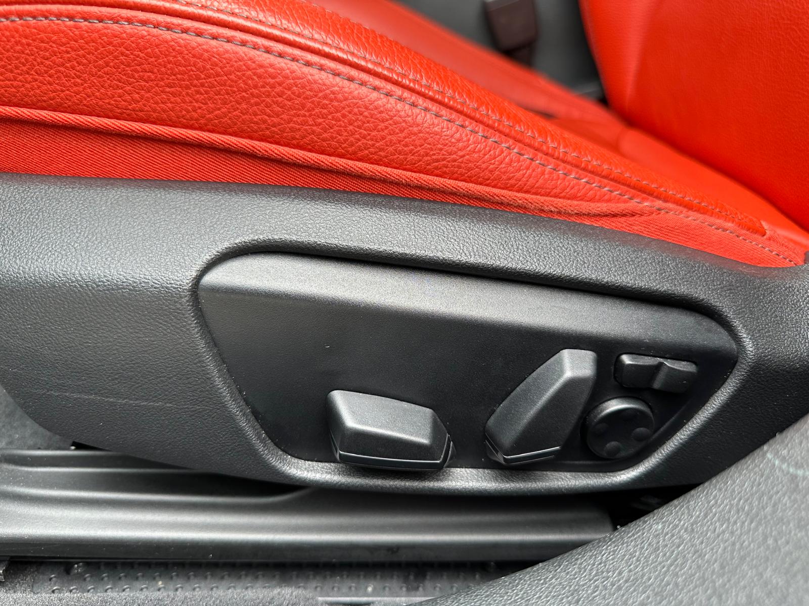 BMW M135i Xdrive / Pano Dak / Camera / Sport Zetels / Full