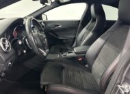 Mercedes CLA180 AMG Pakket / Camera/Trekhaak/Apple Carplay