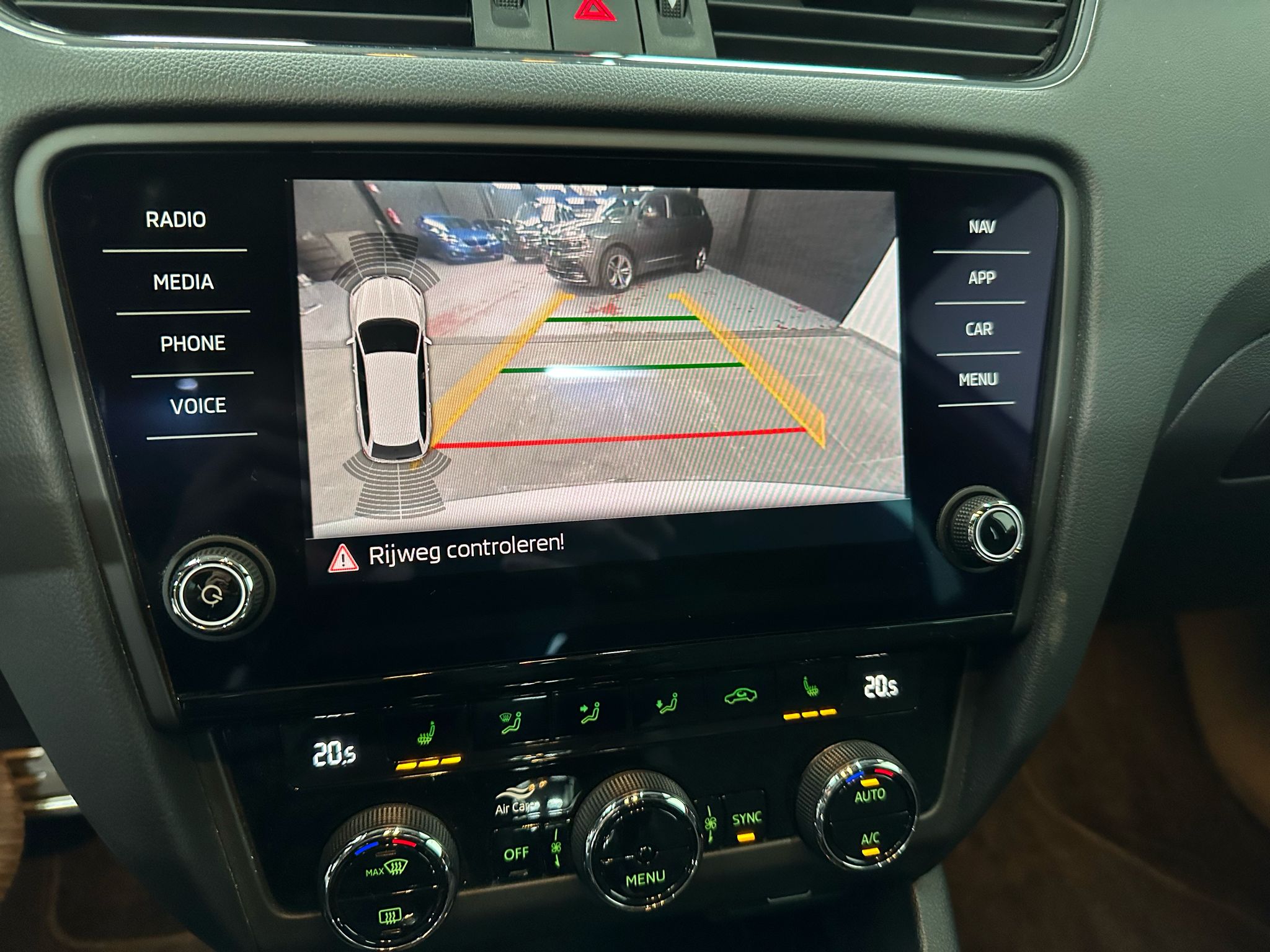 Skoda Octavia VRS 2.0TFSI / 245pk / Pano / Virtual dash