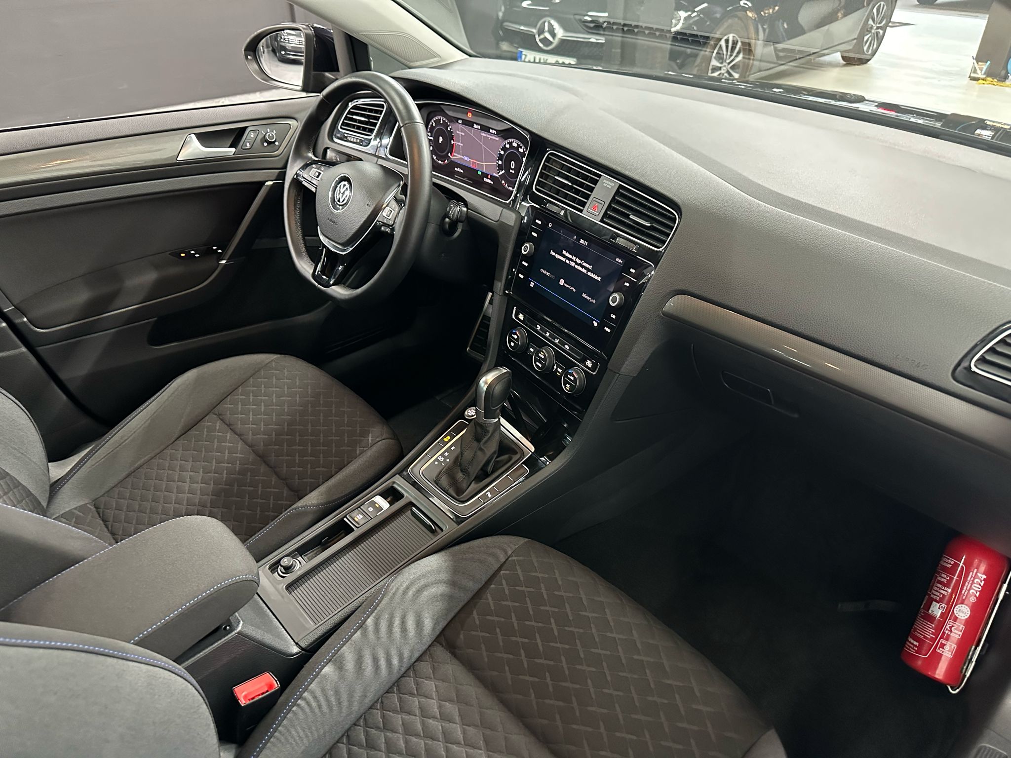 VW Golf 7 1.6TDI – Join – Pano – Camera – Keyless Entry