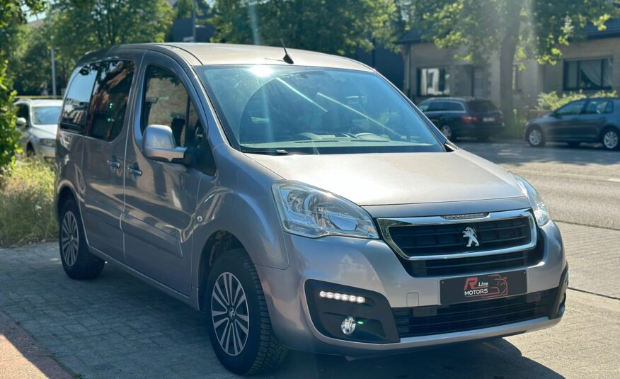 Peugeot Partner 1.2 Benzine – Airco – Camera -13.100KM -Navi