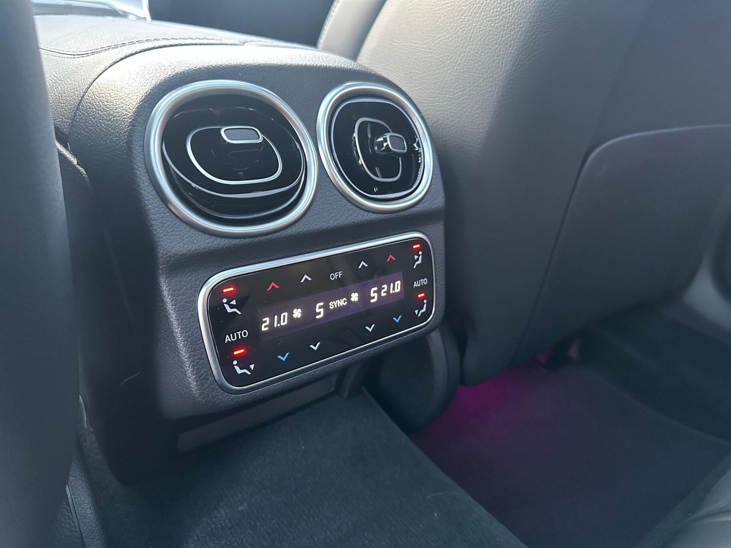 Mercedes C200d – AMG Pakket – Pano – 1426KM! – Full option