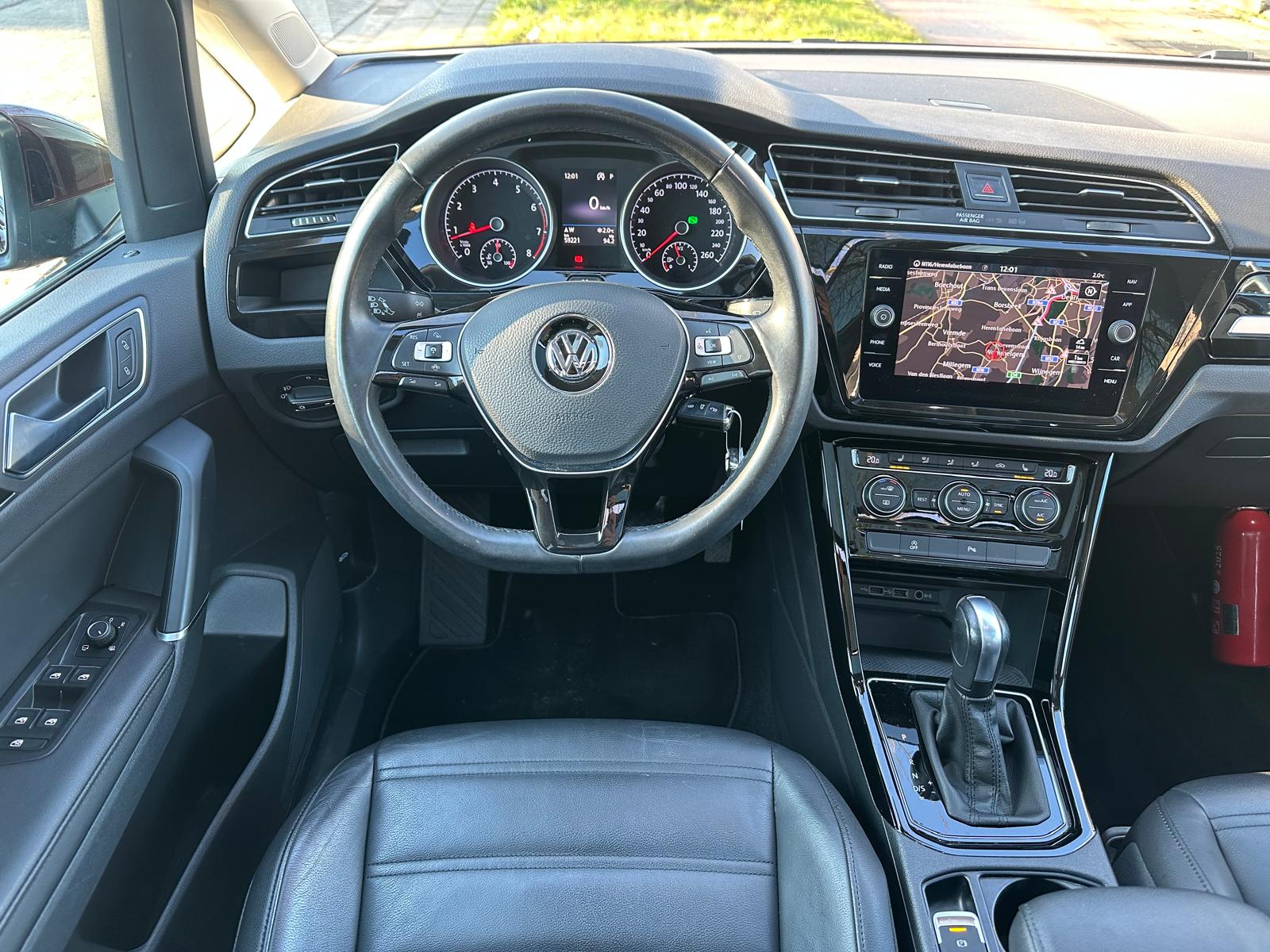 VW Touran 1.5TSI Highline – 7 zit – Pano –Xenon