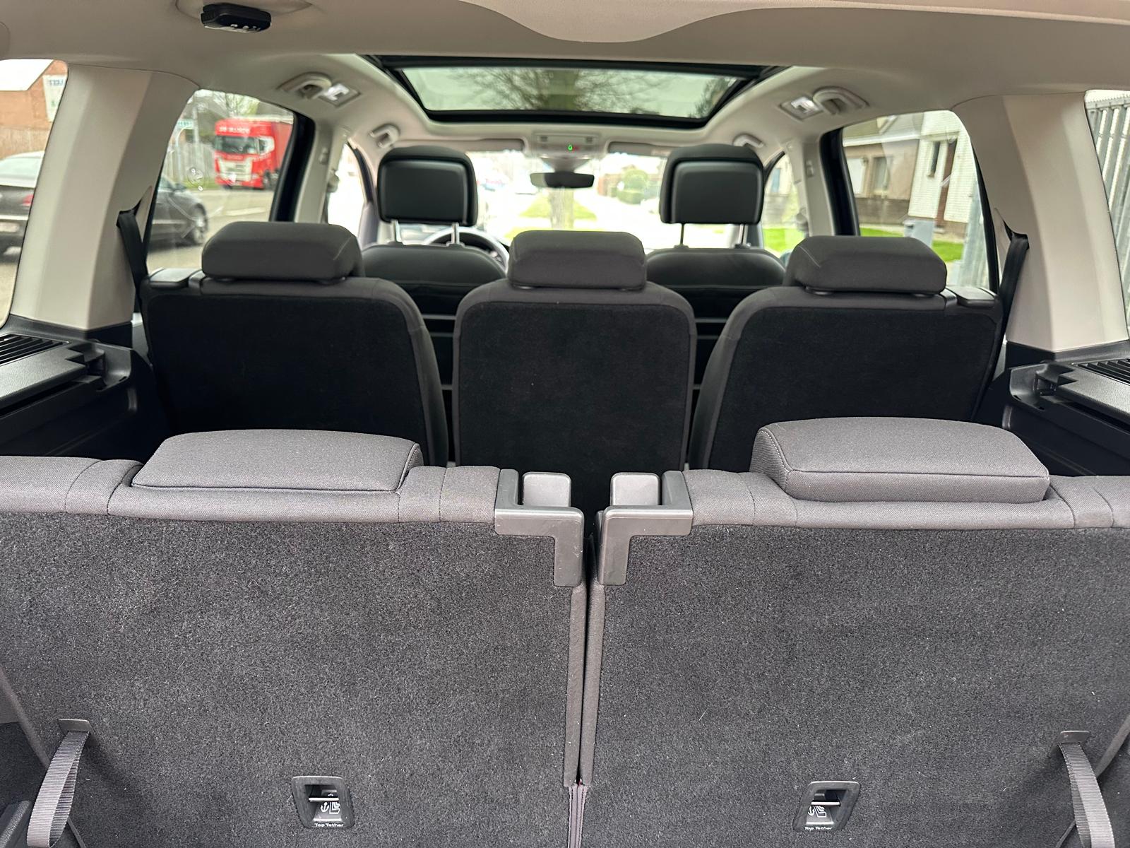 VW Touran 1.5TSI Highline – 7zit – Pano – Camera