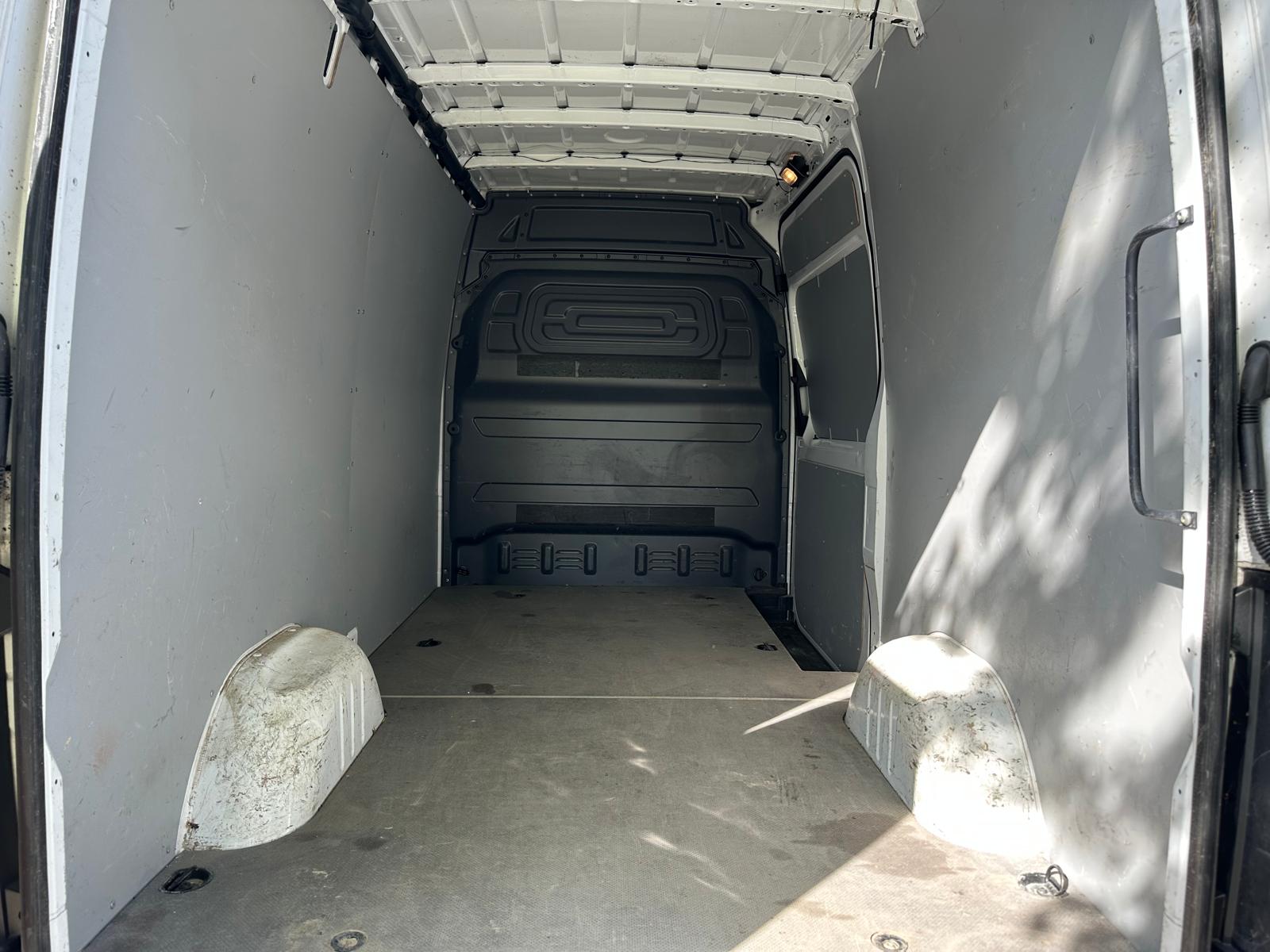 Mercedes-Benz Sprinter 319 3.0 CDI V6 L2H2 – 190pk