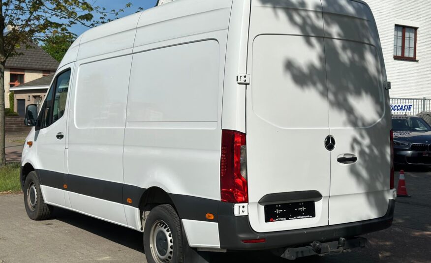 Mercedes-Benz Sprinter 319 3.0 CDI V6 L2H2 – 190pk – 3.5T