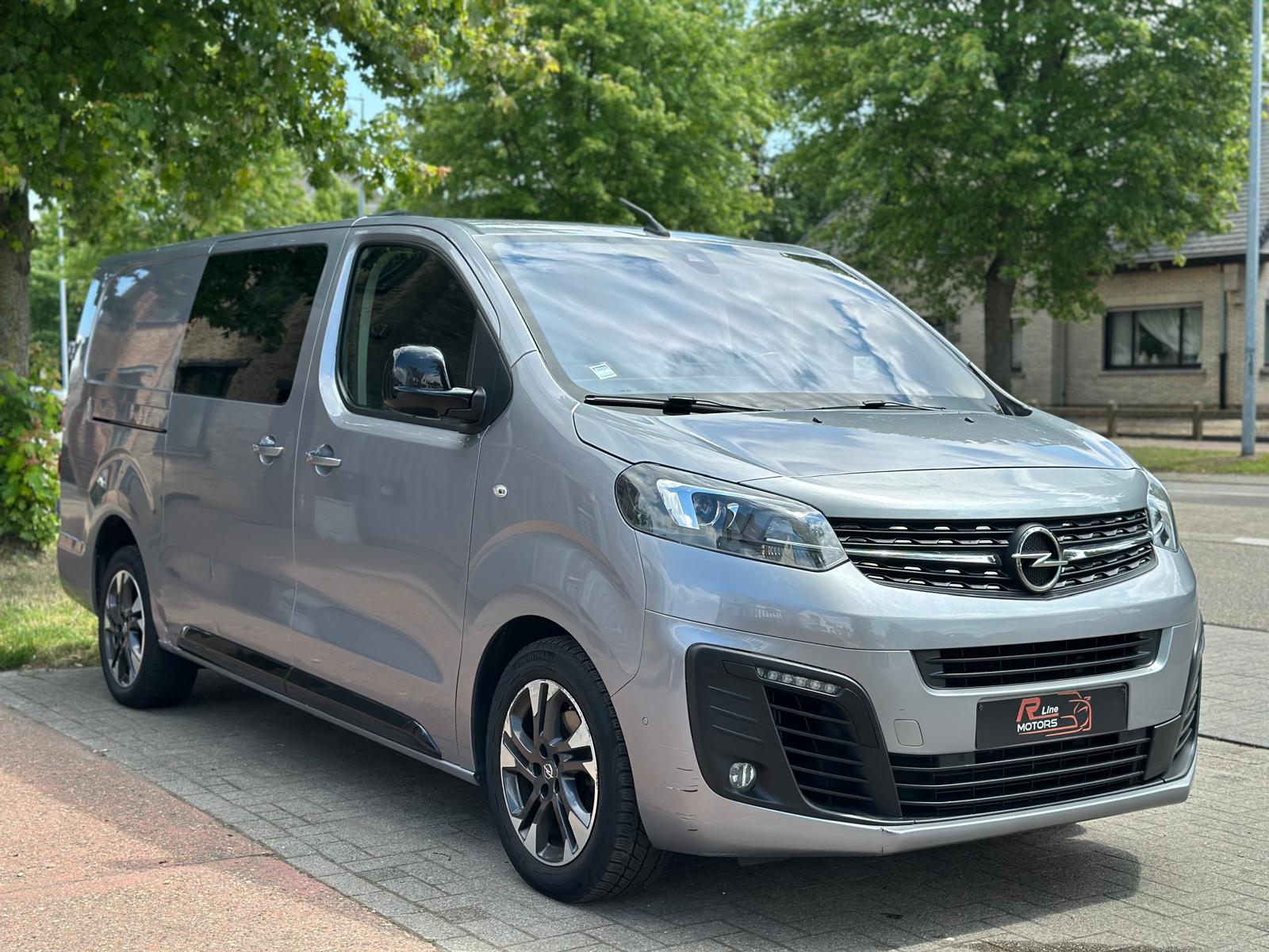 Opel Vivaro 2.0D – 177pk – L2 – Dubbel cabine 6 zit – BTW-FULL