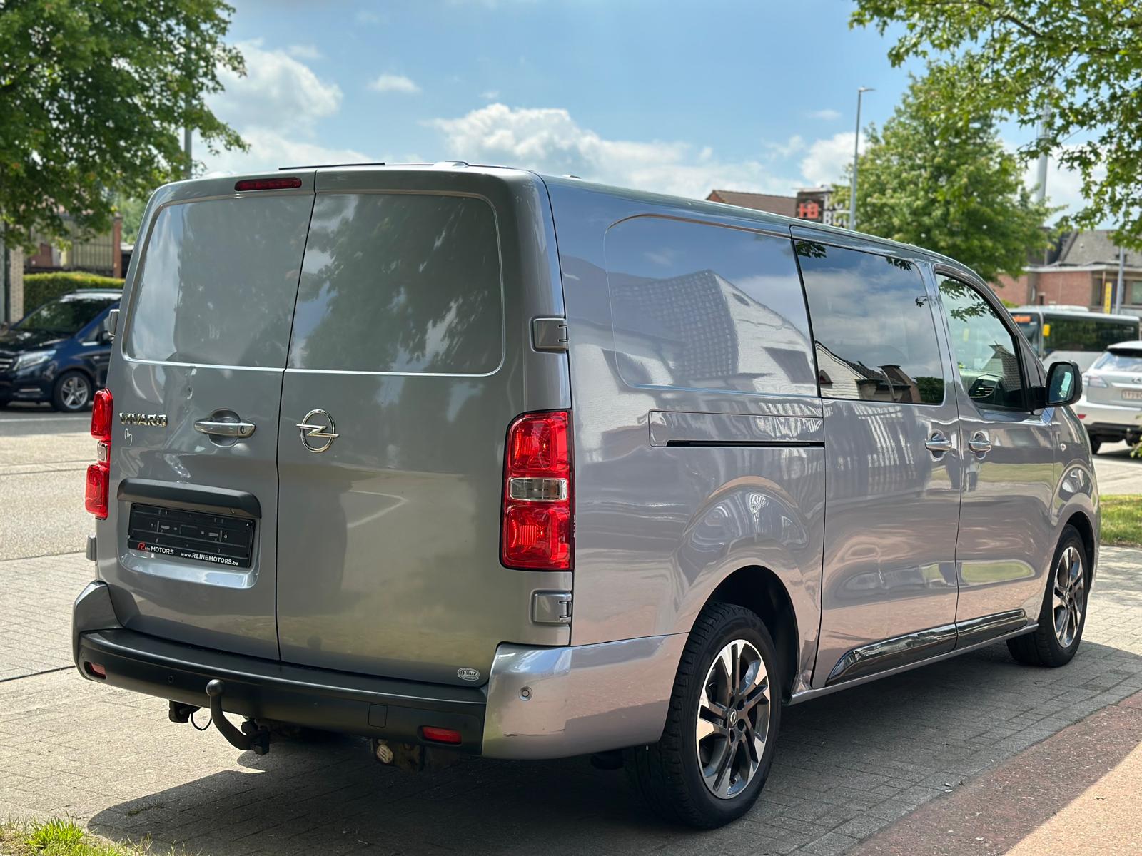 Opel Vivaro 2.0D – 177pk – L2 – Dubbel cabine 6 zit – BTW-FULL