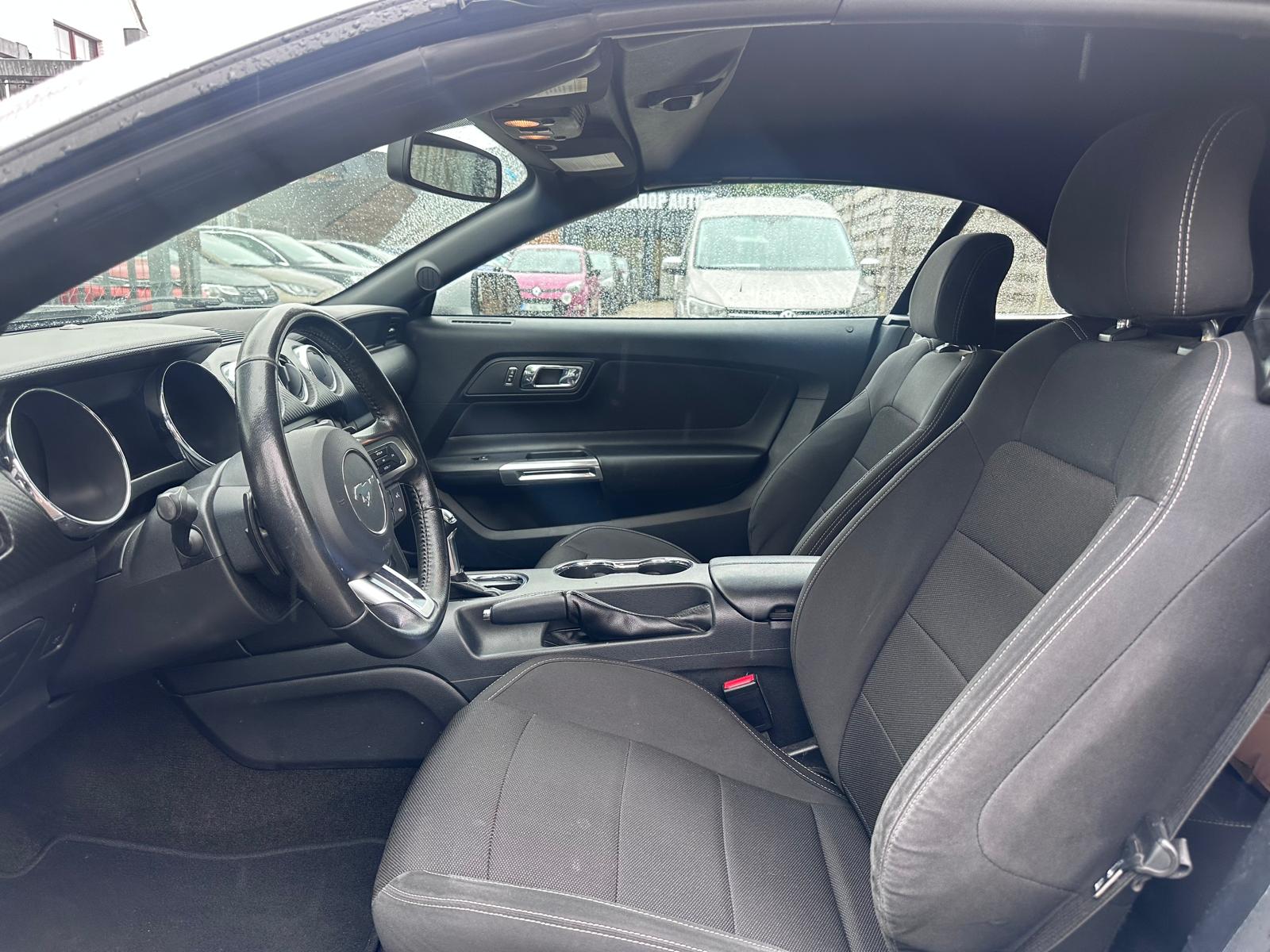 Ford Mustang 3.7i – 305PK – Cabrio – Keyless Entry – Camera
