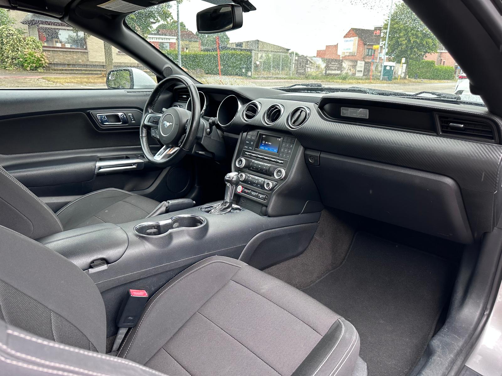 Ford Mustang 3.7i – 305PK – Cabrio – Keyless Entry – Camera