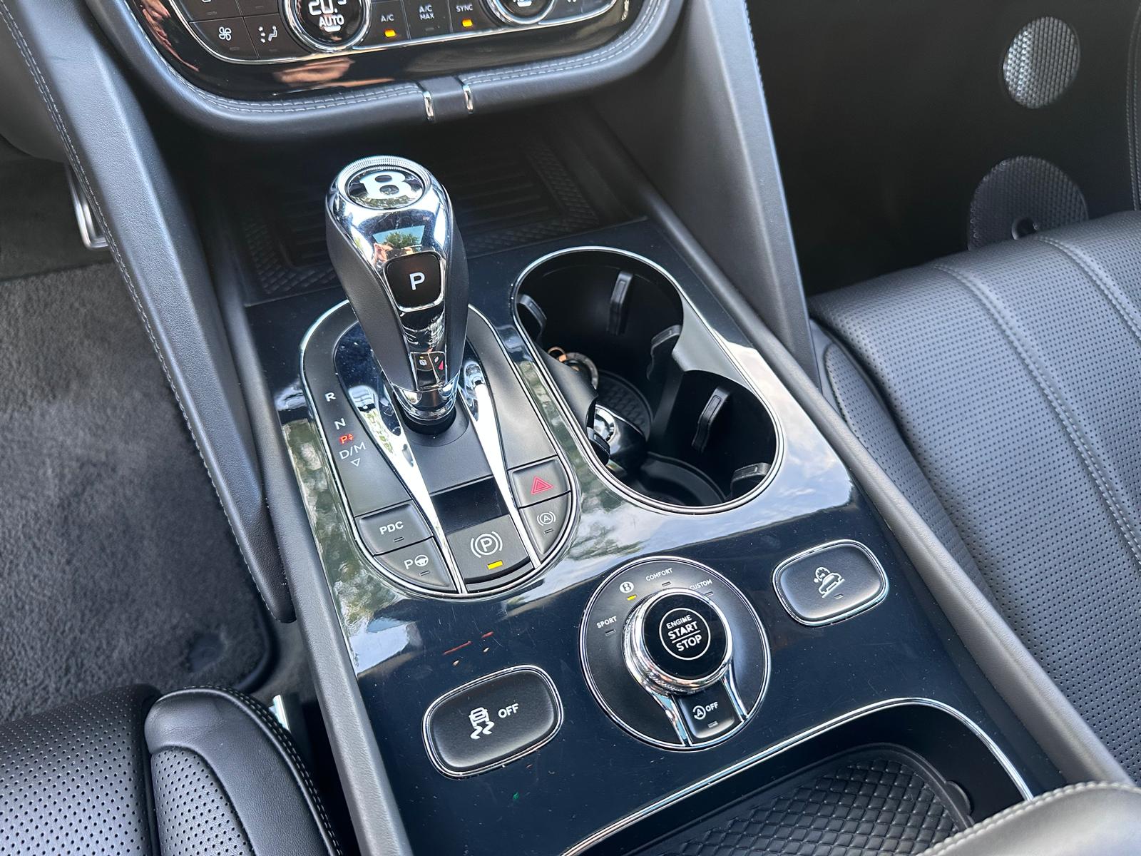 Bentley Bentayga 4.0 Twin Turbo V8 -First Edition – NAIM – BRITISH RACING GREEN