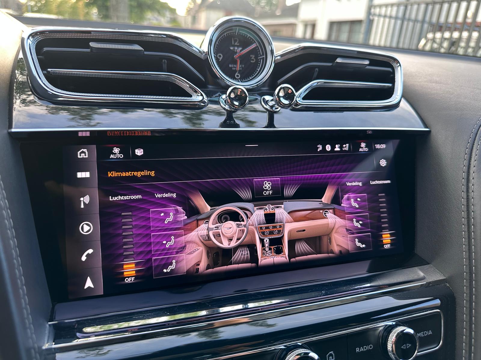 Bentley Bentayga 4.0 Twin Turbo V8 -First Edition – NAIM – BRITISH RACING GREEN
