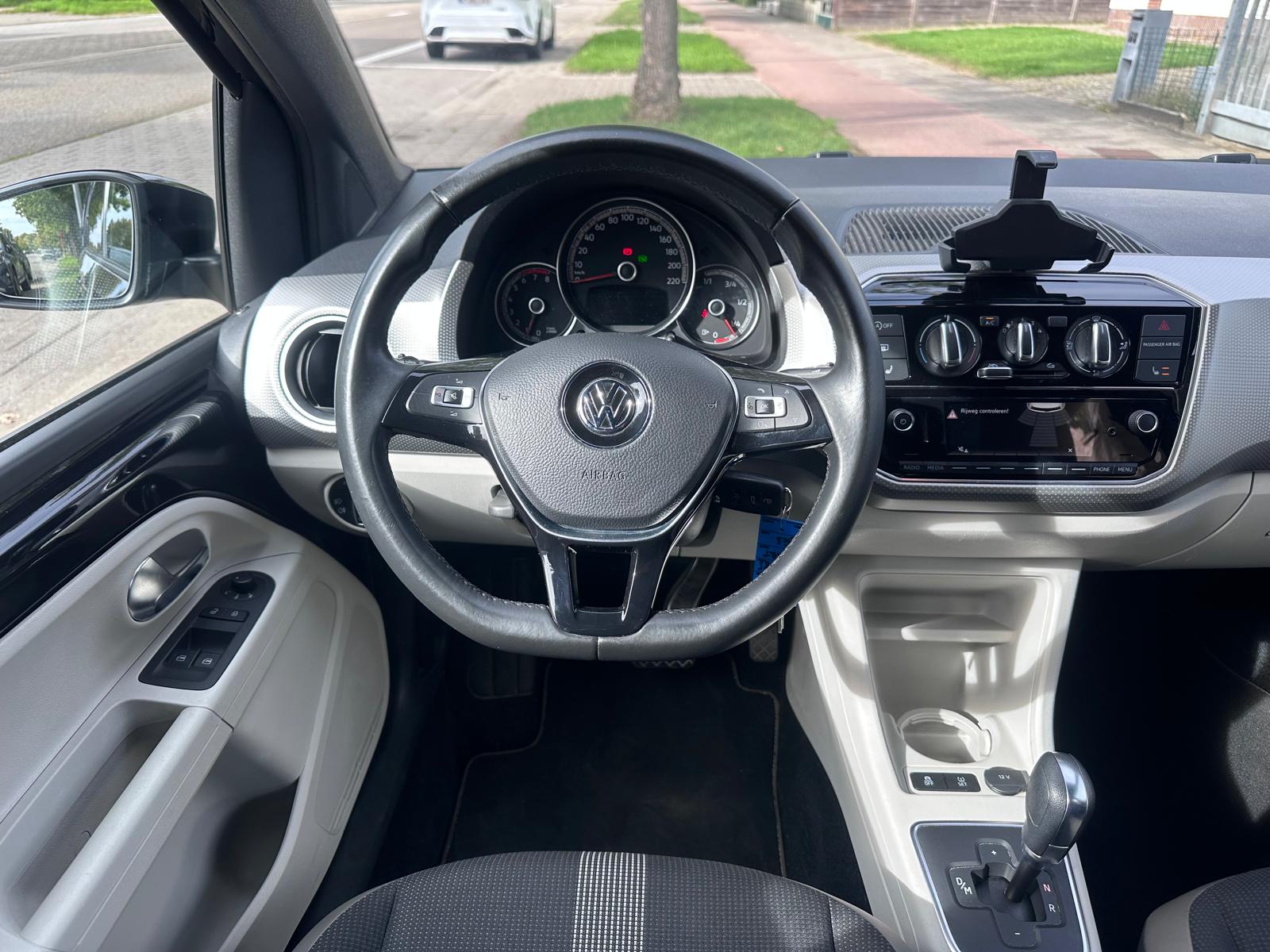 VW Up! 1.0i – Black Style – Automaat – Camera – 44.170KM