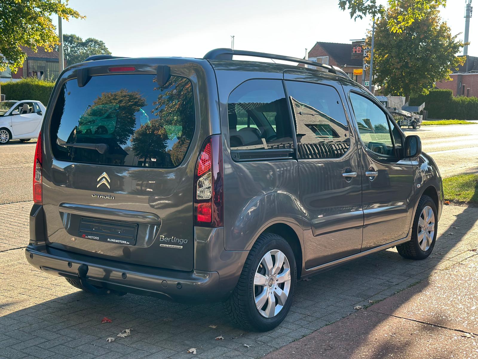 Citroen Berlingo 1.2i- 59.989KM- Airco – Trekhaak – 2017