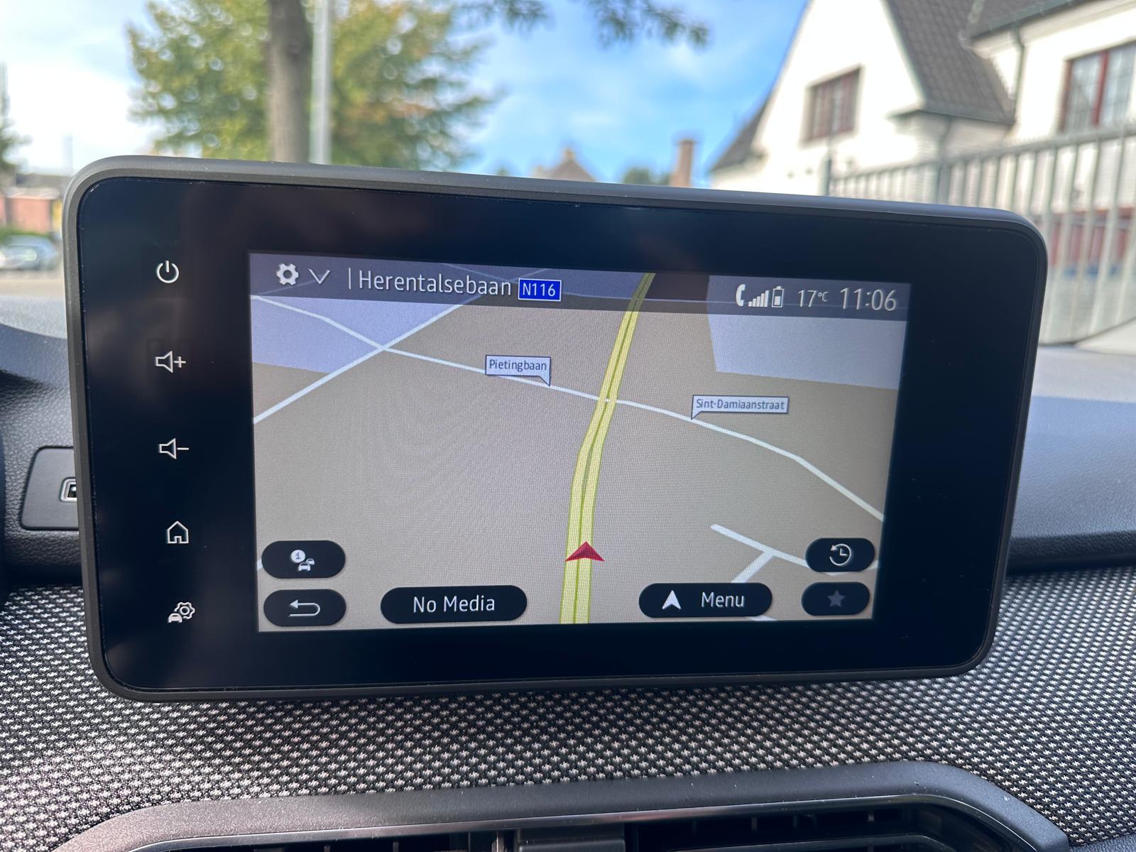 Dacia Sandero 1.0 TCe – 91PK -Camera-Dodehoek-Apple Carplay