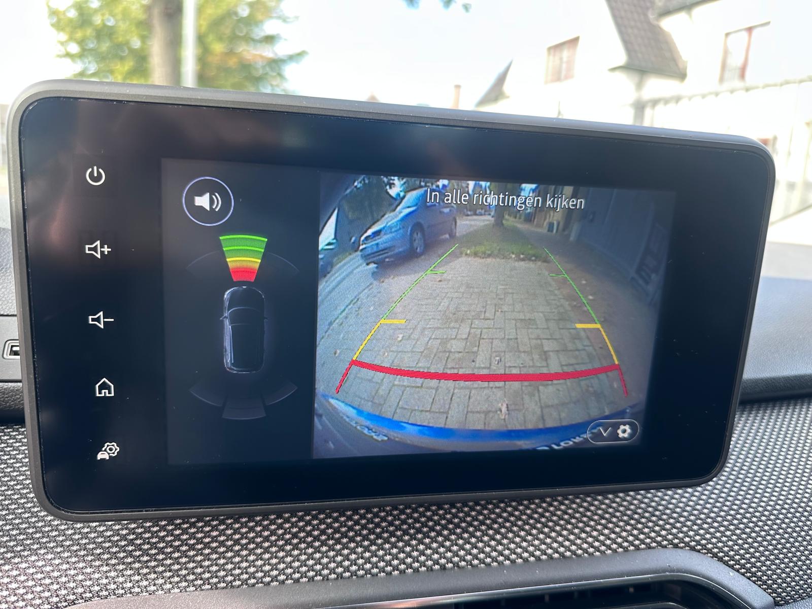 Dacia Sandero 1.0 TCe – 91PK -Camera-Dodehoek-Apple Carplay