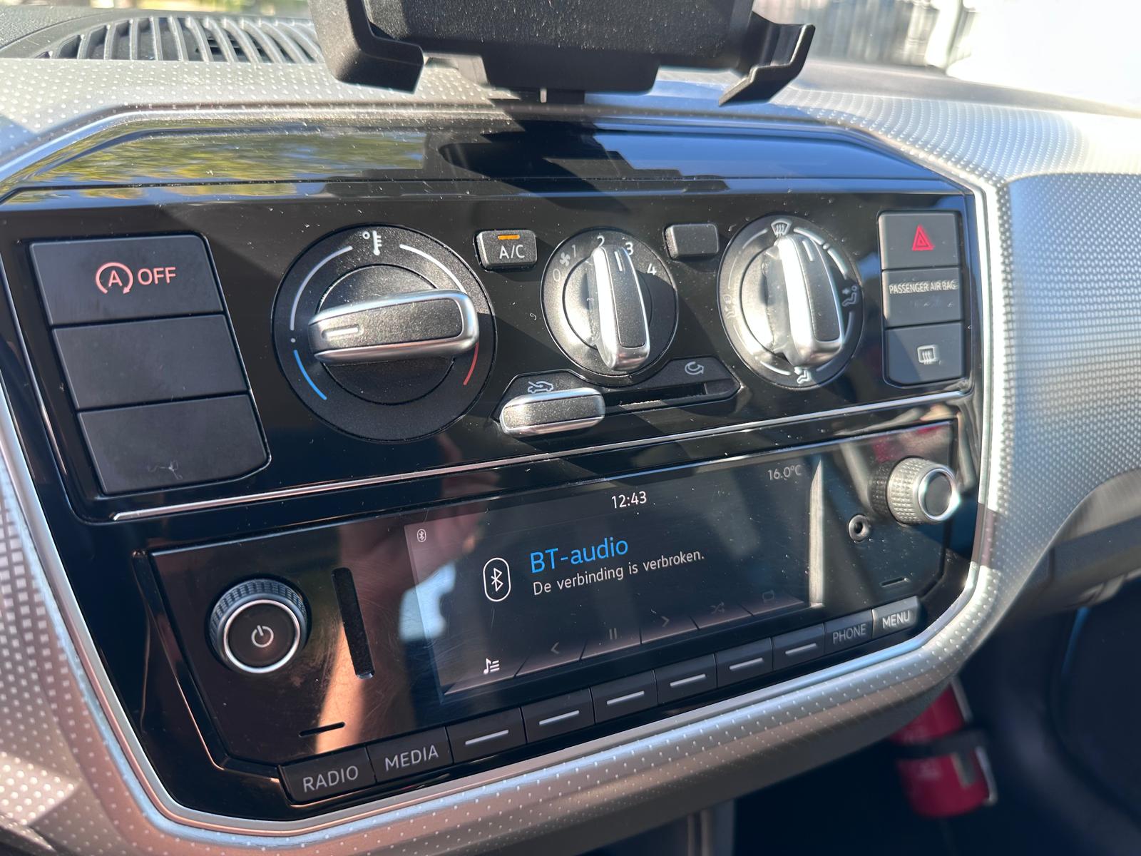 VW Up! 1.0i – Automaat – 23.590KM – 2018 – Camera – Airco