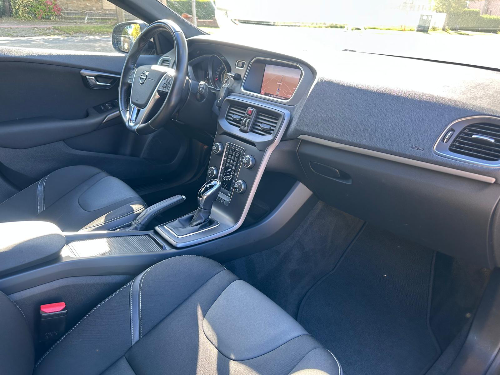 Volvo V40 1.5 T2 Black Edition – Automaat – 69.763KM – 2019