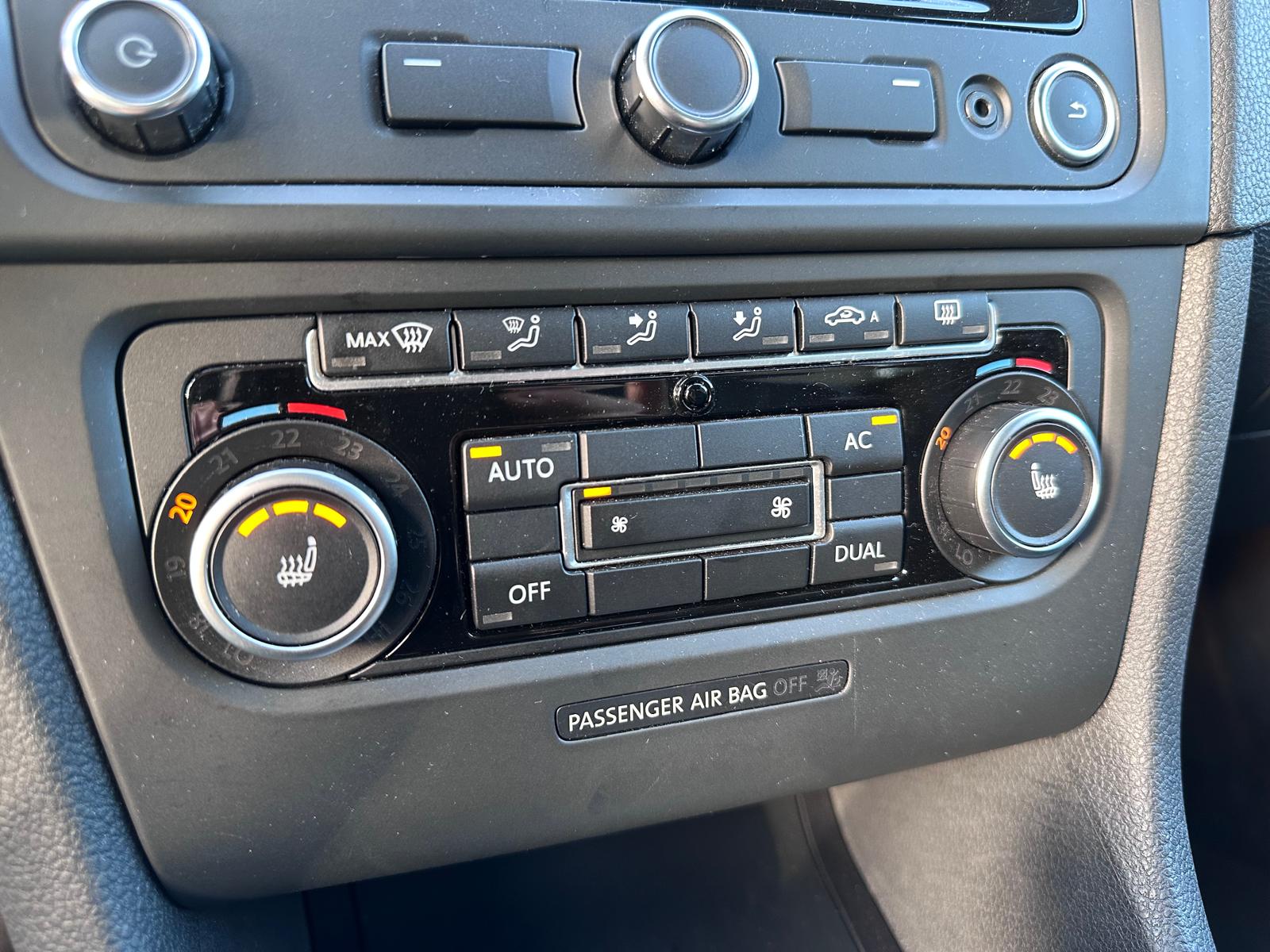 VW Golf 1.4 TSI Highline DSG – Open Dak – Xenon -FULL Option