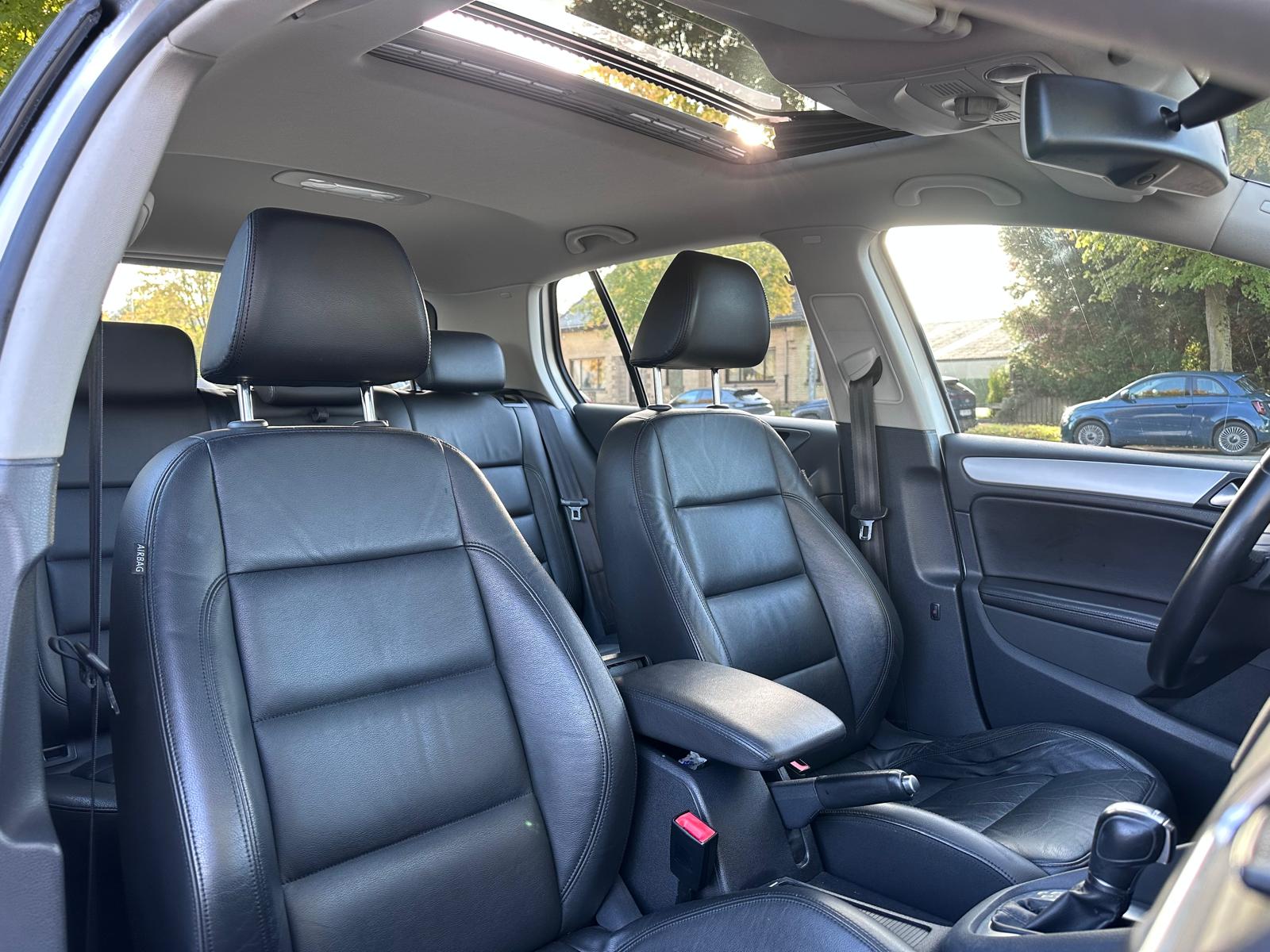 VW Golf 1.4 TSI Highline DSG – Open Dak – Xenon -FULL Option