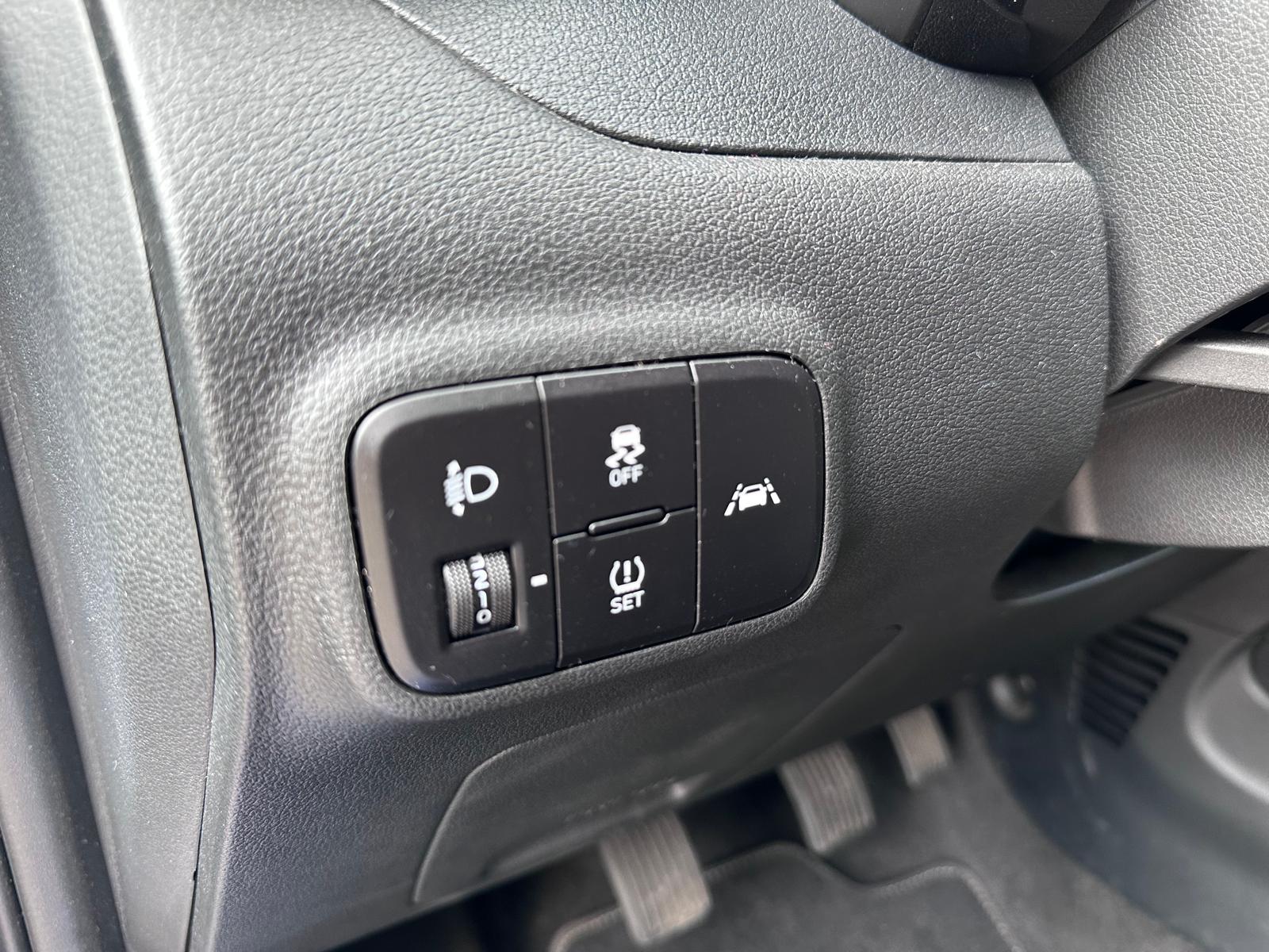 Hyundai i10 1.0i Twist – Camera – 20.689KM – Apple Carplay –