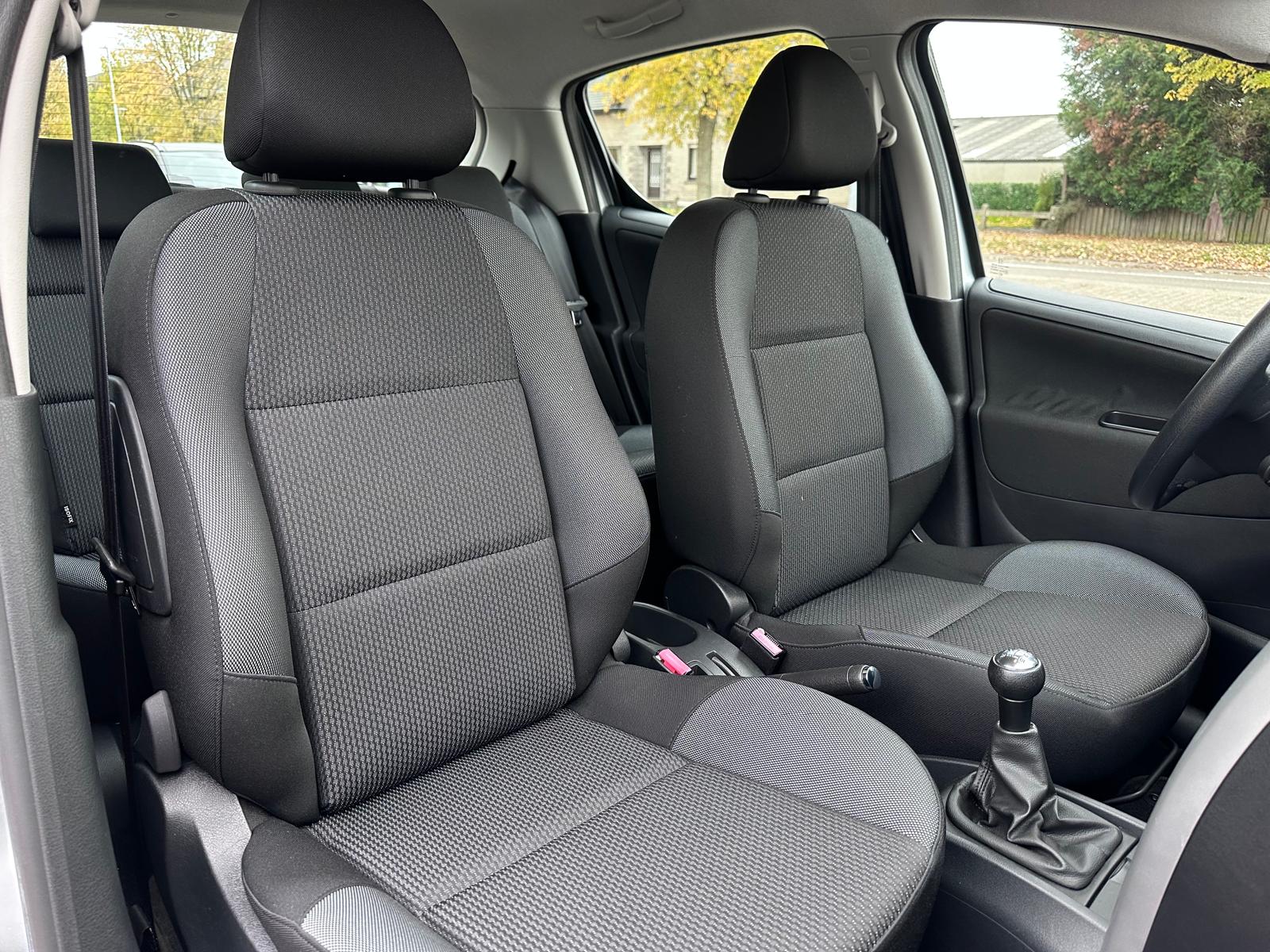 Peugeot 207 207 1.4i – 8.232KM – Airco – Eerste eigenaar