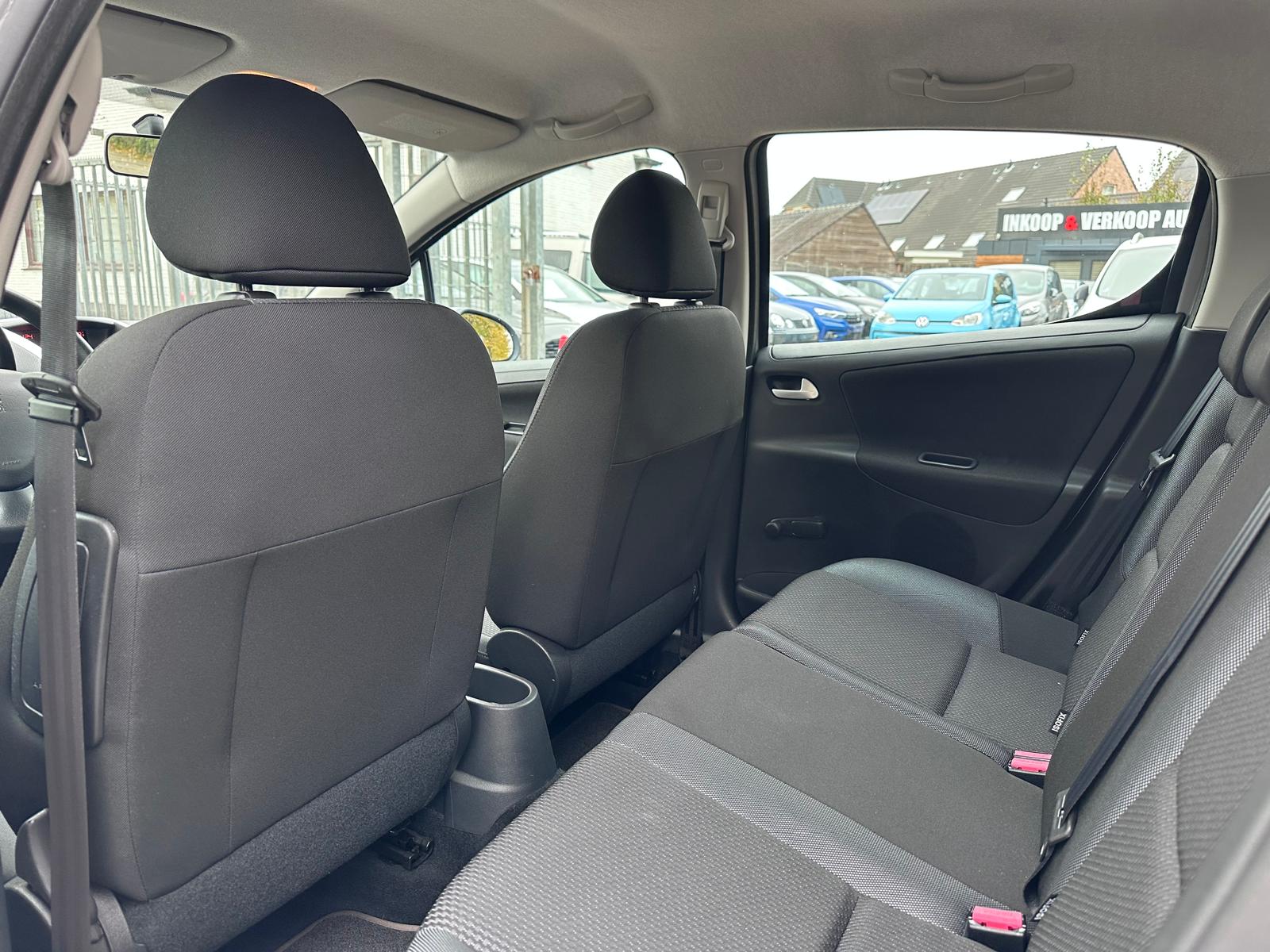 Peugeot 207 207 1.4i – 8.232KM – Airco – Eerste eigenaar