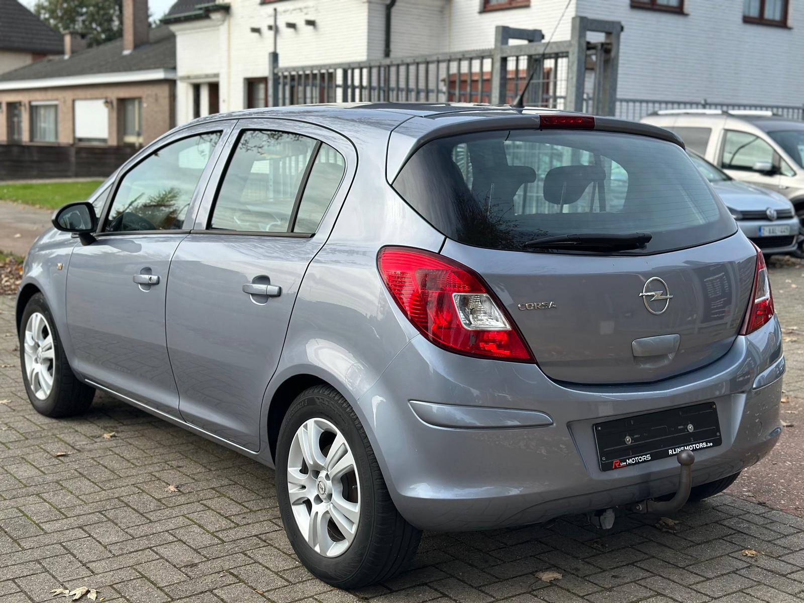 Opel Corsa Corsa 1.2i – 85.148KM – Airco – Trekhaak – Gekeurd