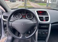 Peugeot 207 207 1.4i – 8.232KM – Airco – Eerste eigenaar